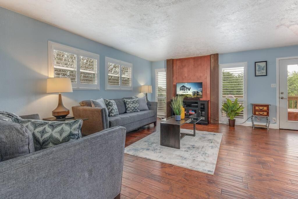 Cozy 3Br/2Bath Vacation House At Lake Travis Lago Vista Bagian luar foto